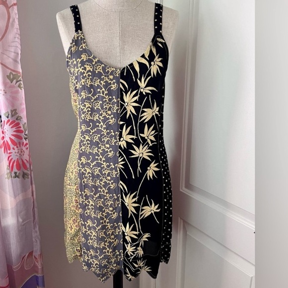 RARE MULTI MINI DRESS - Picture 2 of 7